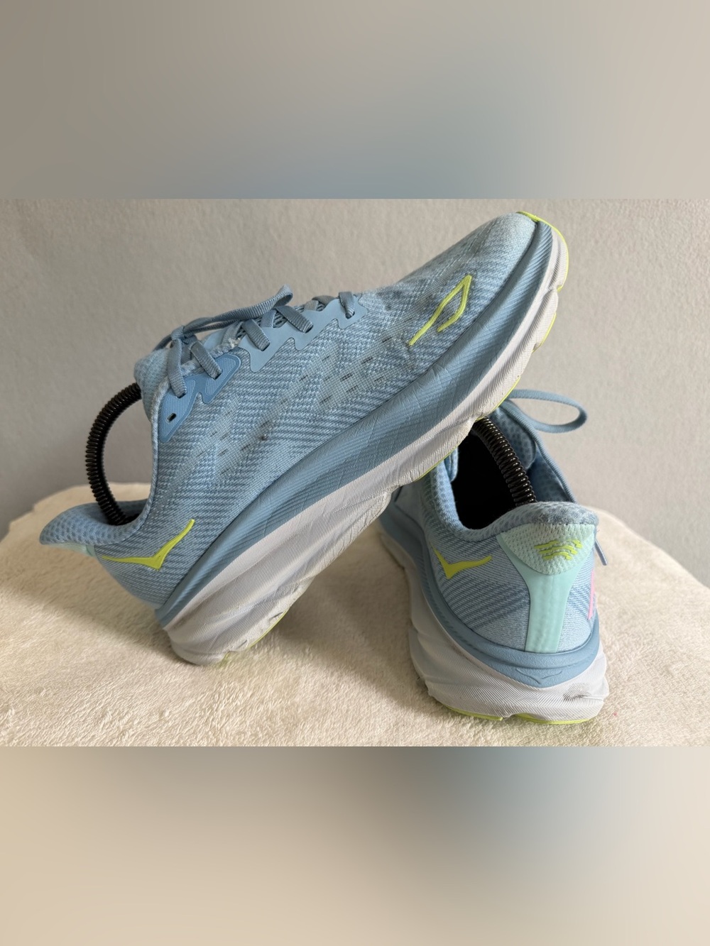 Hoka One One Clifton 9 1127896-DNK Athletic Sneaker Women's s8.5 Blue Knit Sport - Picture 6 of 10